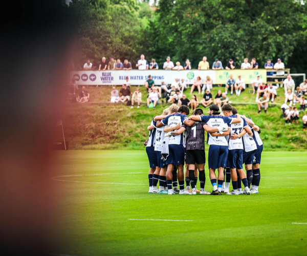 Holdet samlet inden kamp på Fredensvang.