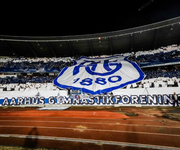 Samlet for Aarhus med stor AGF Tifo på Ceres Park.