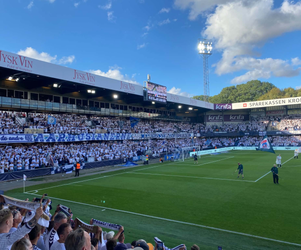 AGF-fans på Cepheus Park mod Sabah.