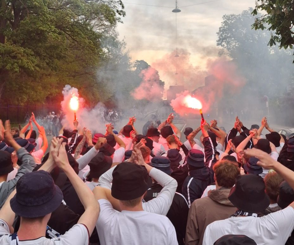 AGF-fanmarch inden Brøndby away.