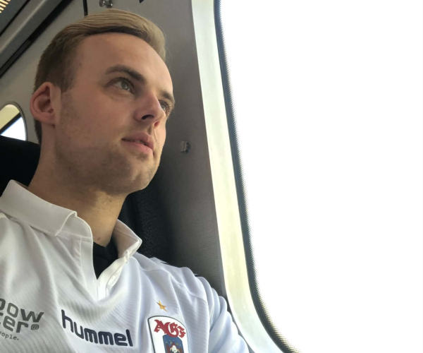 Mads Vad i AGF-trøje.