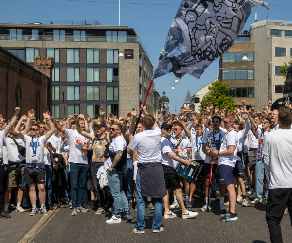 Fanmarch i Aarhus før AGF vs Brøndby