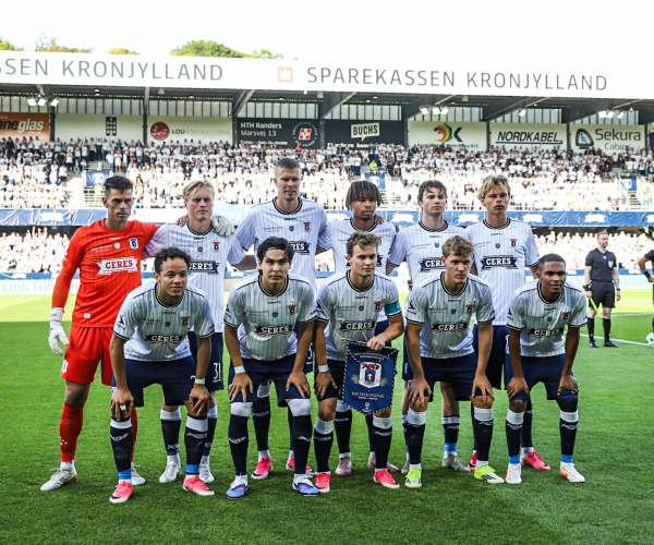 AGF-holdet mod Lech Poznan i Randers.