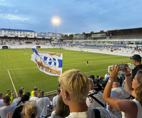 AGF-fans i Baku mod Sabah.