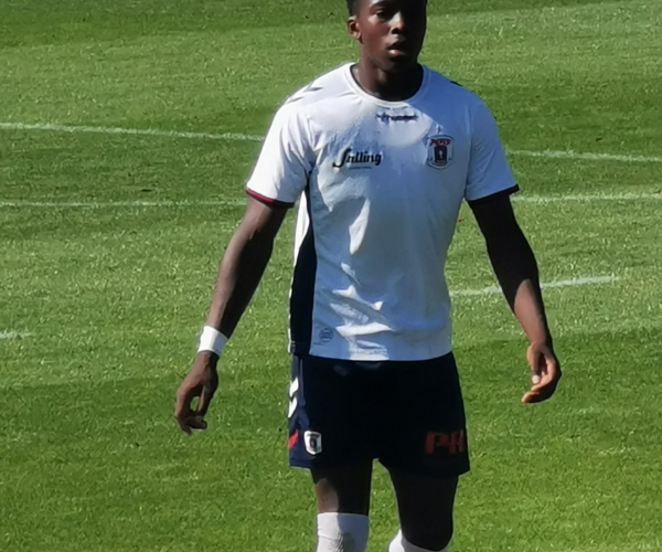 Stefen Erwan Tchamche scorer til 1-0 i U/19 holdets 2-1 sejr over AaB. lørdag den 2 september på fredensvangsbane 1.