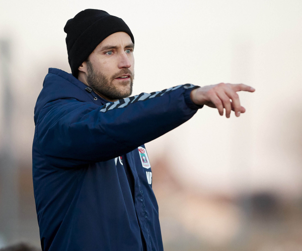 Niklas Backman dirigerer sine tropper.