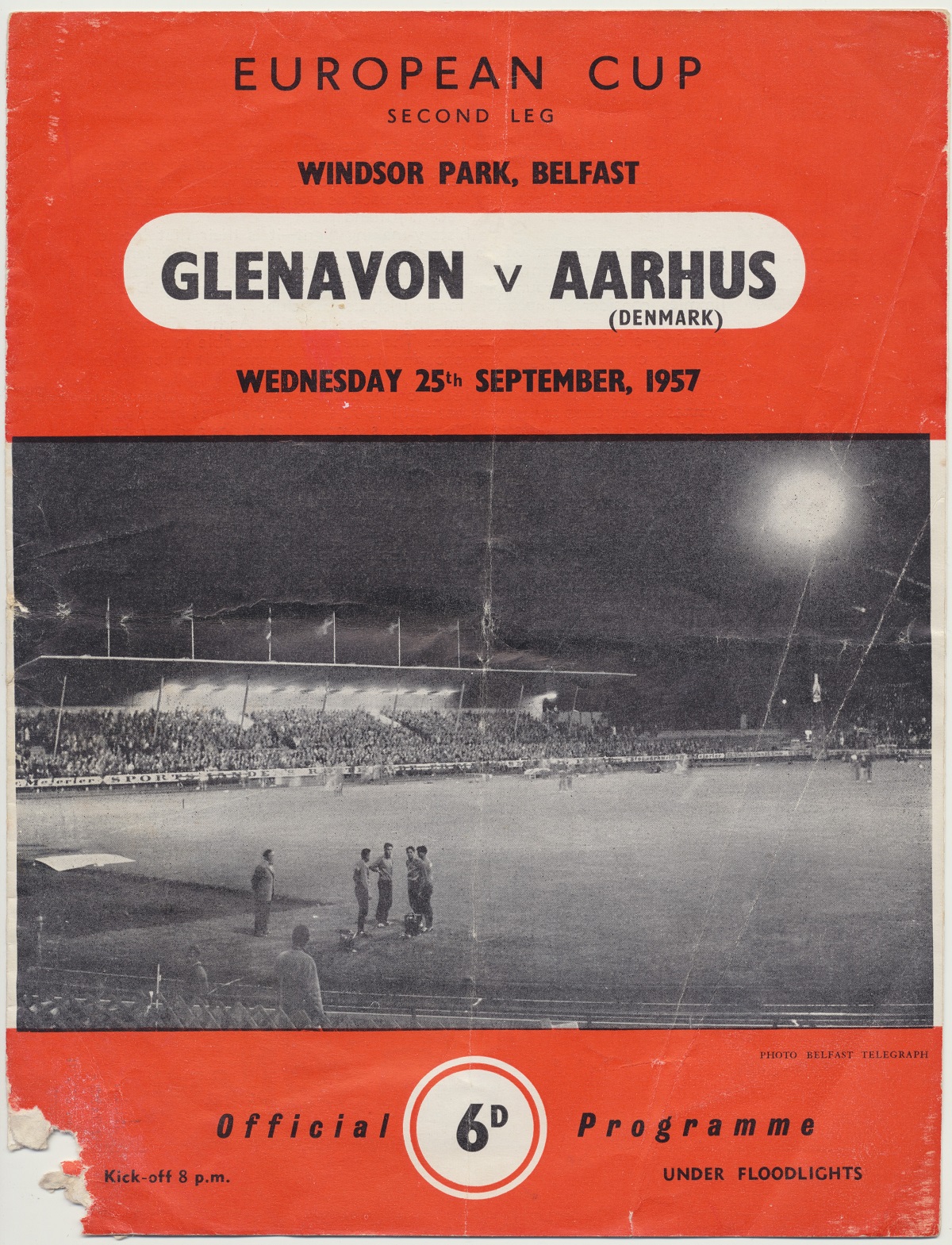 Forsiden af kampprogrammet til Glenavon FC vs AGF i Belfast