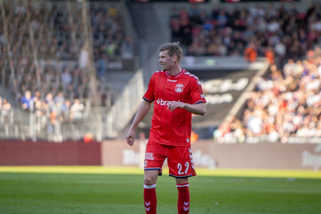 3. trøje 23/24 Frederik Brandhof