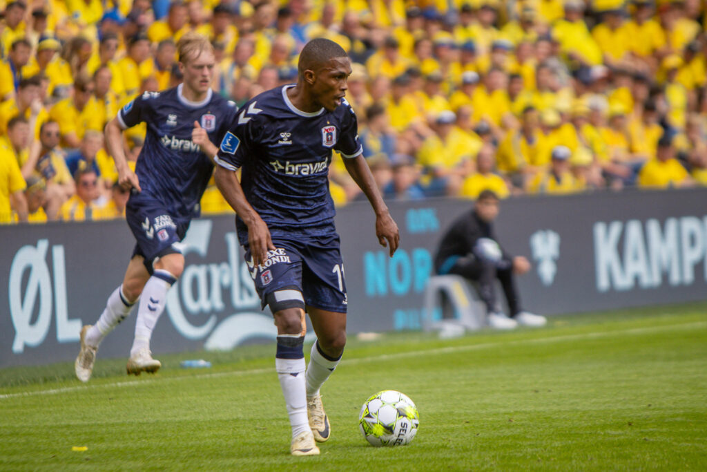 Gift Links og Tobias Bech på Brøndby Stadion.