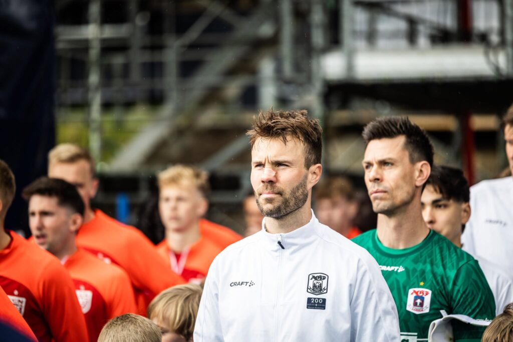 Patrick Mortensen og Jesper Hansen går på banen i Vejlby.
