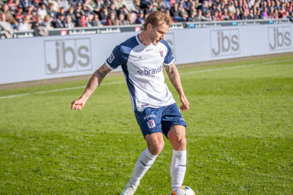 Felix Beijmo spiller på MCH Arena.