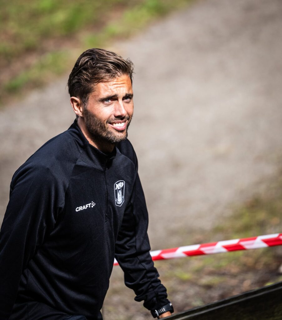 Jakob Poulsen smiler.