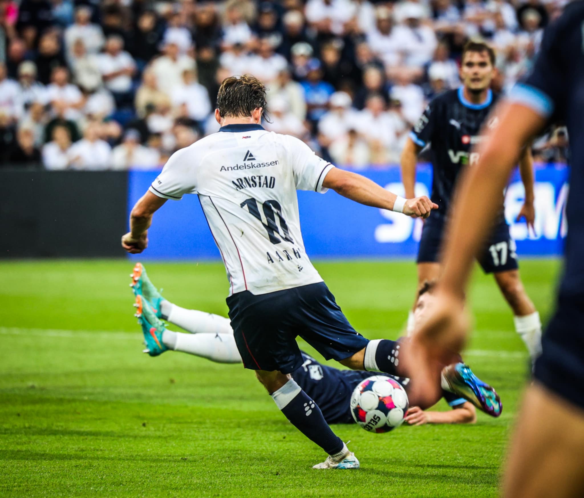 Kristian Arnstad afslutter.