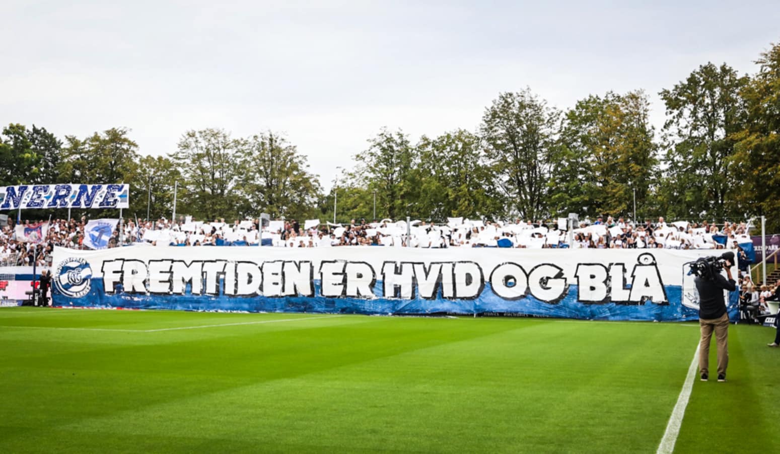 AGF-tifo til Samarbejdsklubbernes Dag 2025.