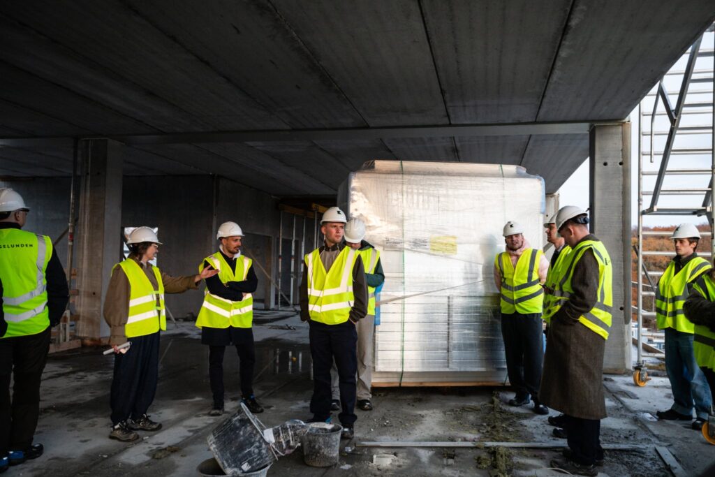 KSDH-holdet på rundvisning i Kongelunden.