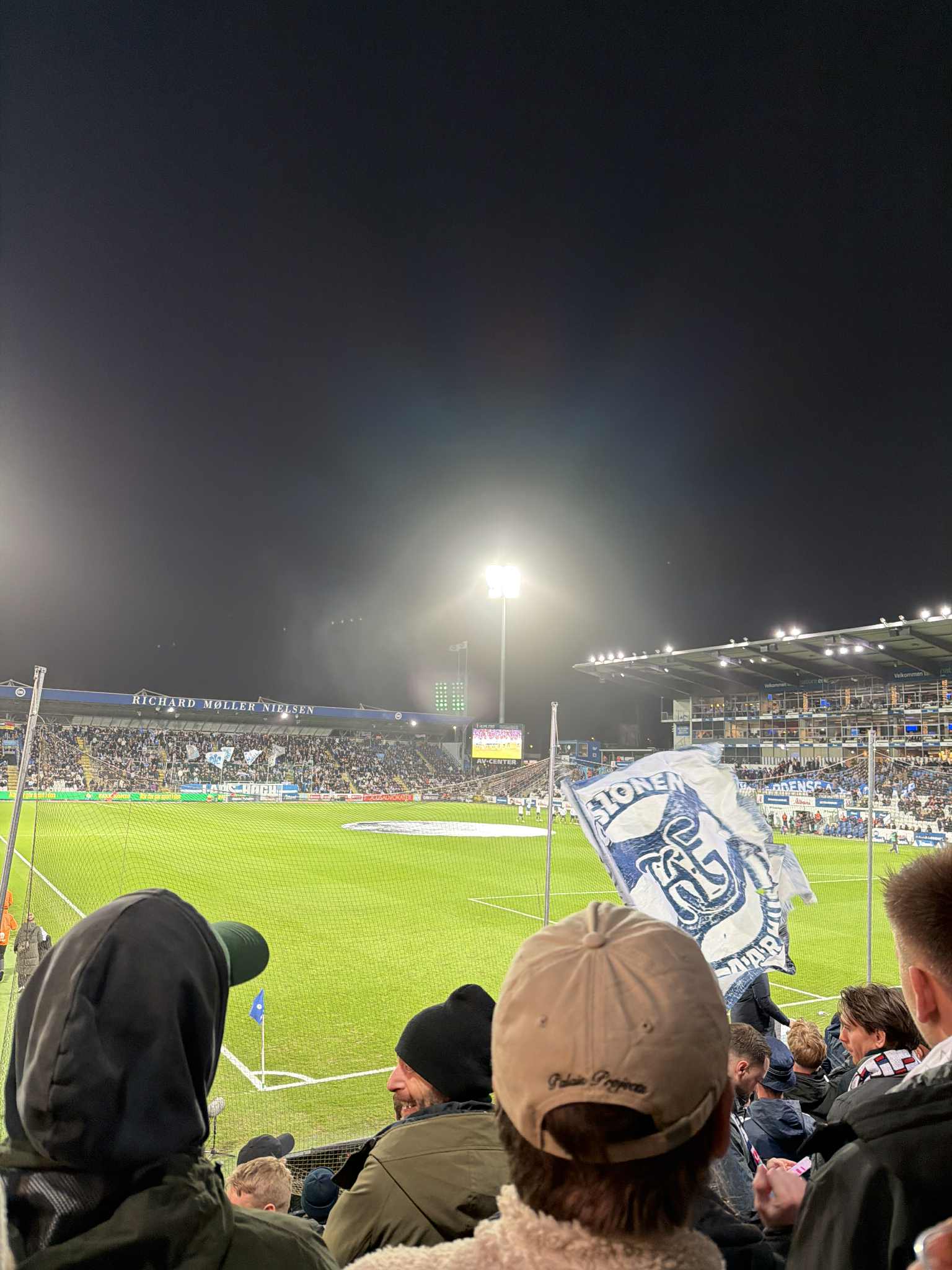 AGF-fans på plads i Odense til pokalkamp 2025.