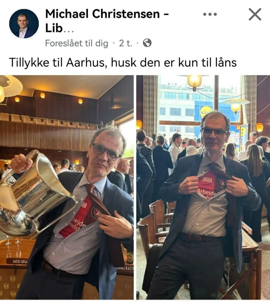 Michael Christensen poserer med pokalen efter mesterskabet 2026.