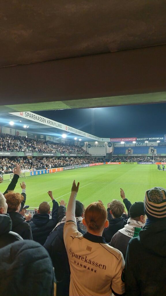AGF-fans mod Egnatia.